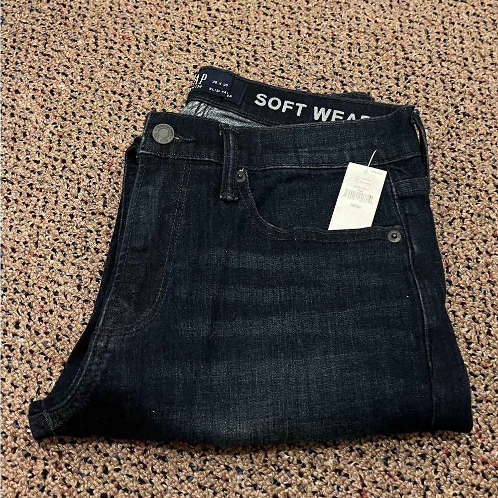 Men’s Gap slim taper blue jeans. Size 29x30. Brand new